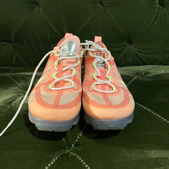 Pink Nike vapormax - Picture 1 of 7